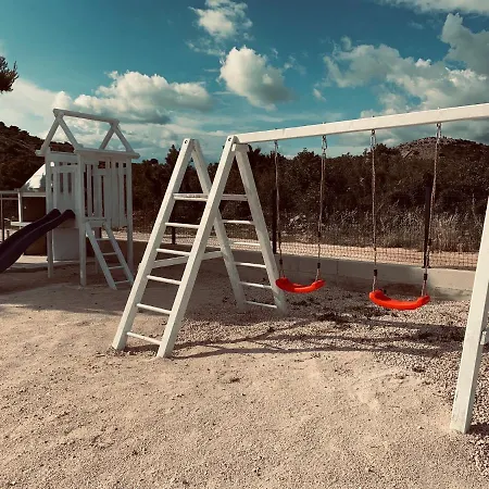 Σπίτι διακοπών Modern - Buqez Camp
