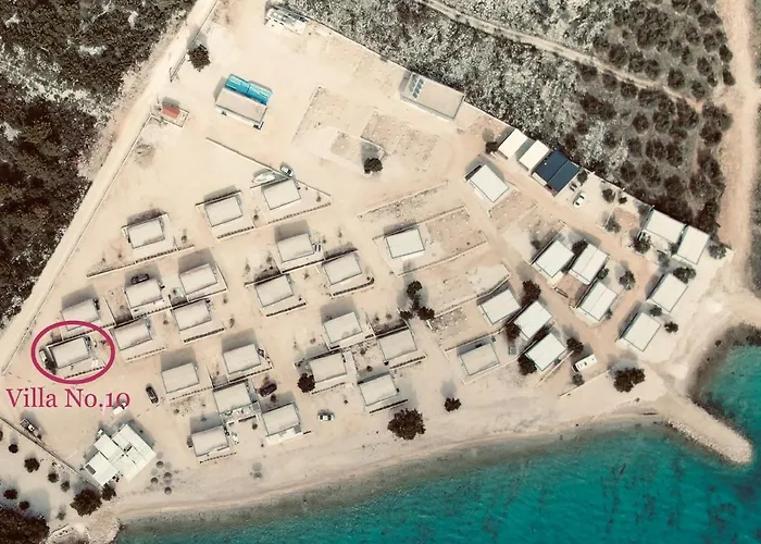 Modern - Buqez Camp * Drage