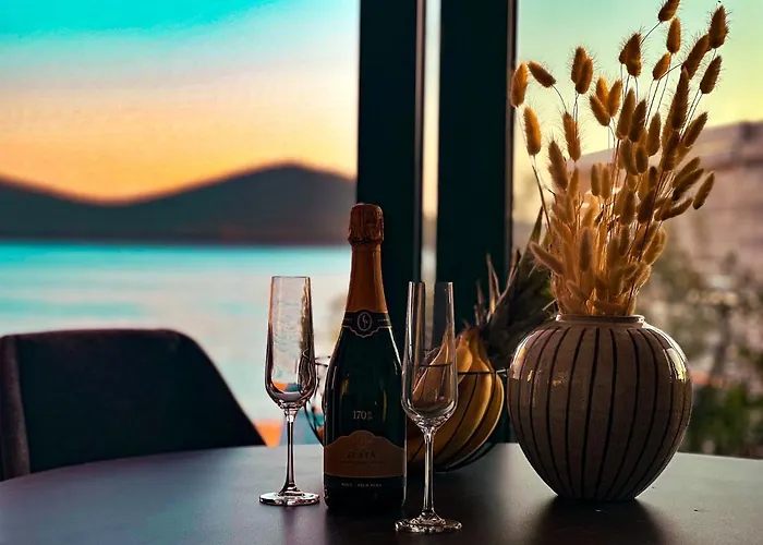 Сasa de vacaciones Modern - Buqez Camp *