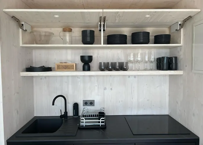Modern - Buqez Camp دراغ