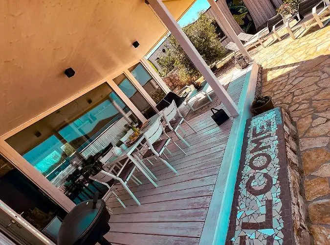 Modern - Buqez Camp Сasa de vacaciones Drage